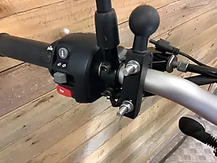 Used 2017 Triumph Street Scrambler Red - Interior and Exterior details 9