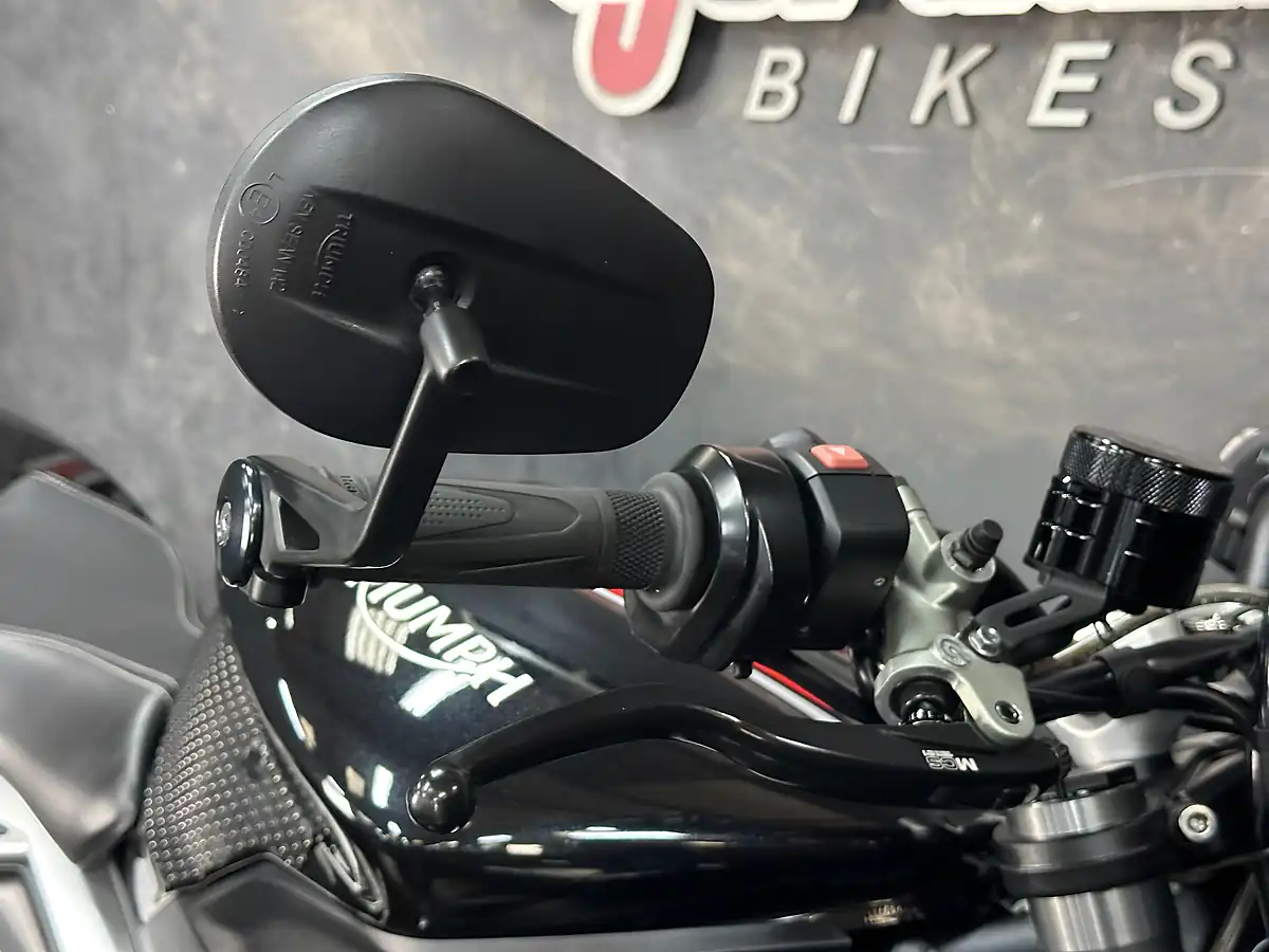 Used 2017 Triumph Street Triple 765 RS Black - Interior and Exterior details 15