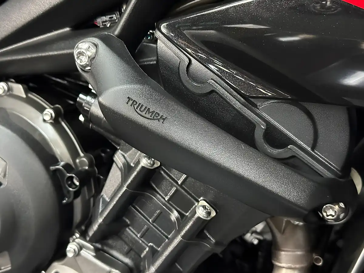 Used 2017 Triumph Street Triple 765 RS Black - Interior and Exterior details 20