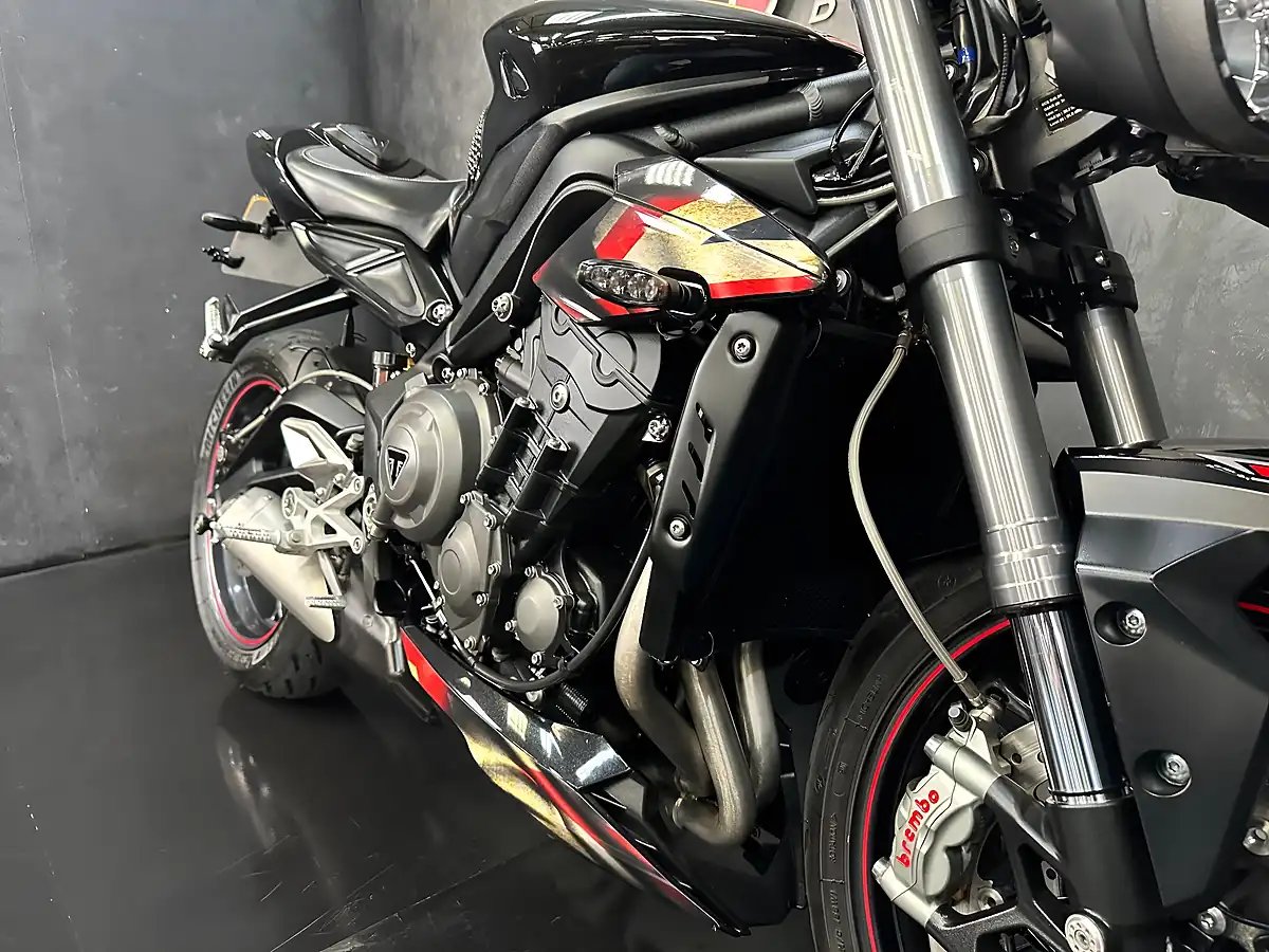 Used 2017 Triumph Street Triple 765 RS Black - Interior and Exterior details 17