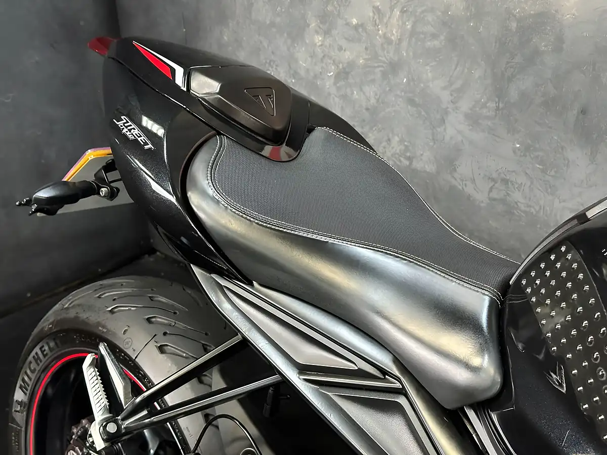 Used 2017 Triumph Street Triple 765 RS Black - Interior and Exterior details 19