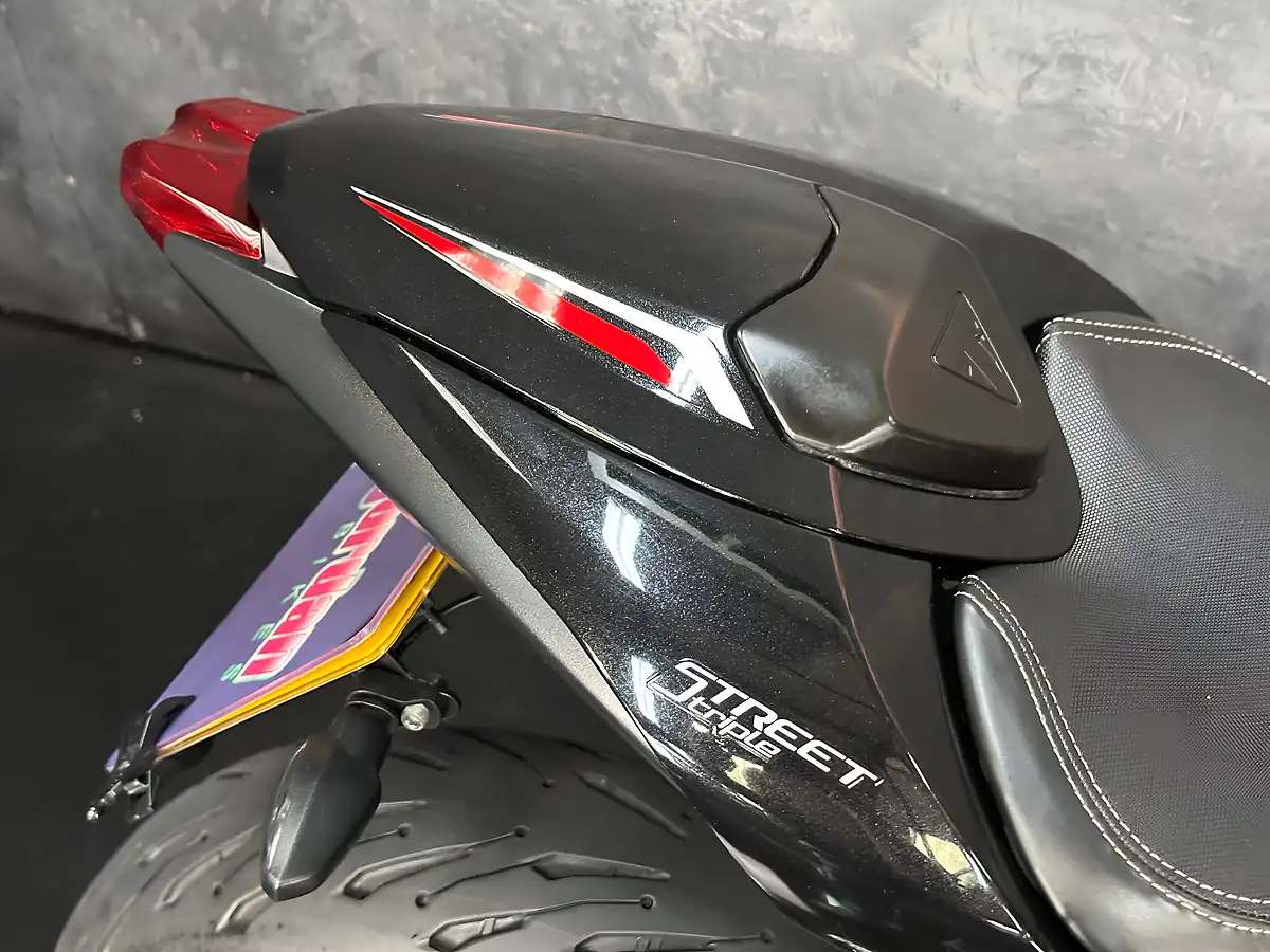 Used 2017 Triumph Street Triple 765 RS Black - Interior and Exterior details 20