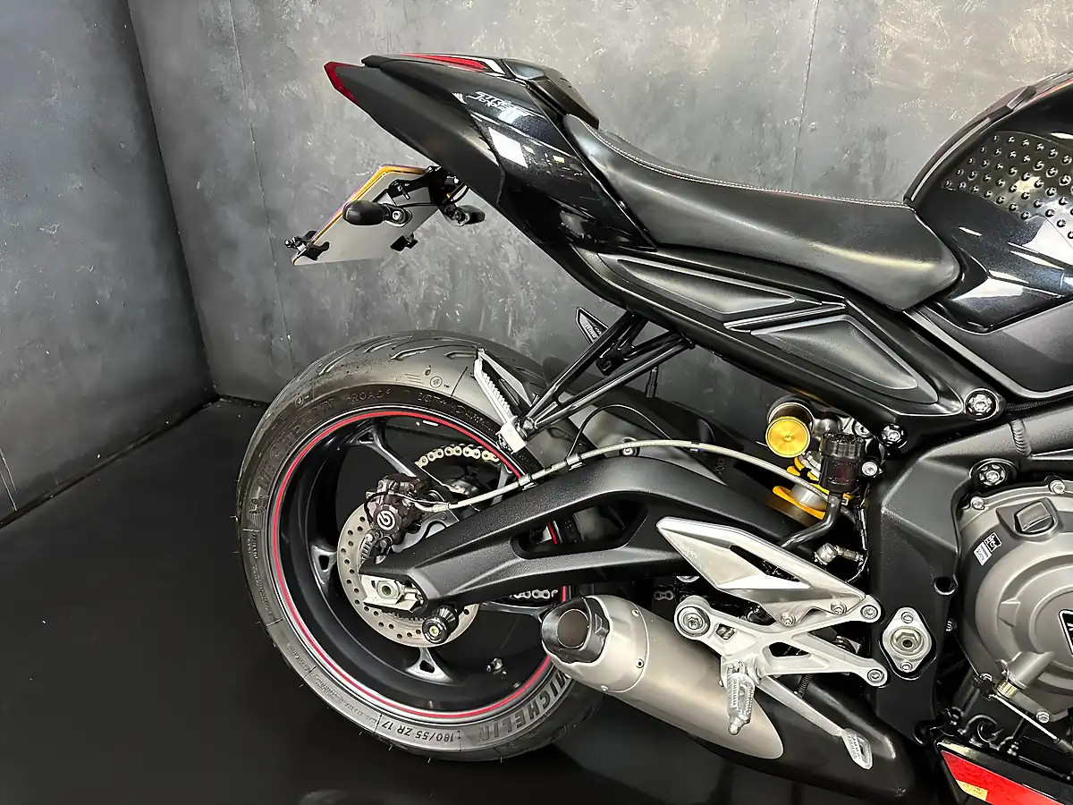 Used 2017 Triumph Street Triple 765 RS Black - Interior and Exterior details 7