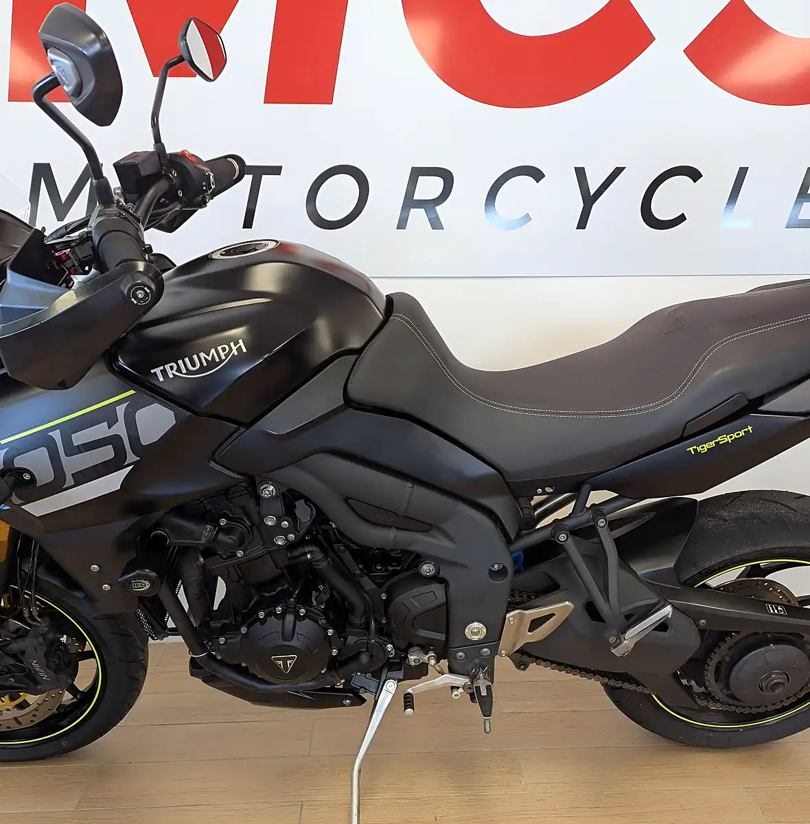 Used 2017 Triumph Tiger 1050 Sport Black - Interior and Exterior details 11
