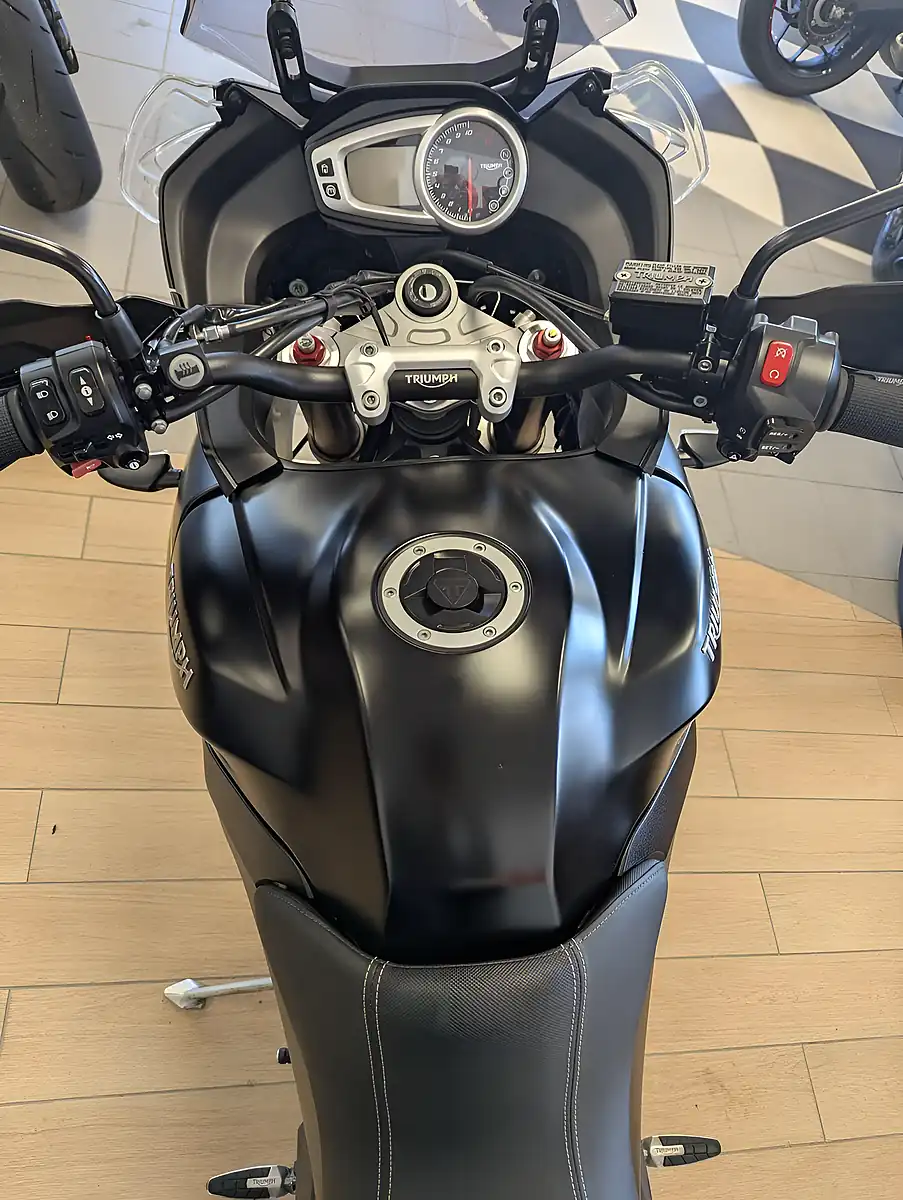 Used 2017 Triumph Tiger 1050 Sport Black - Interior and Exterior details 13