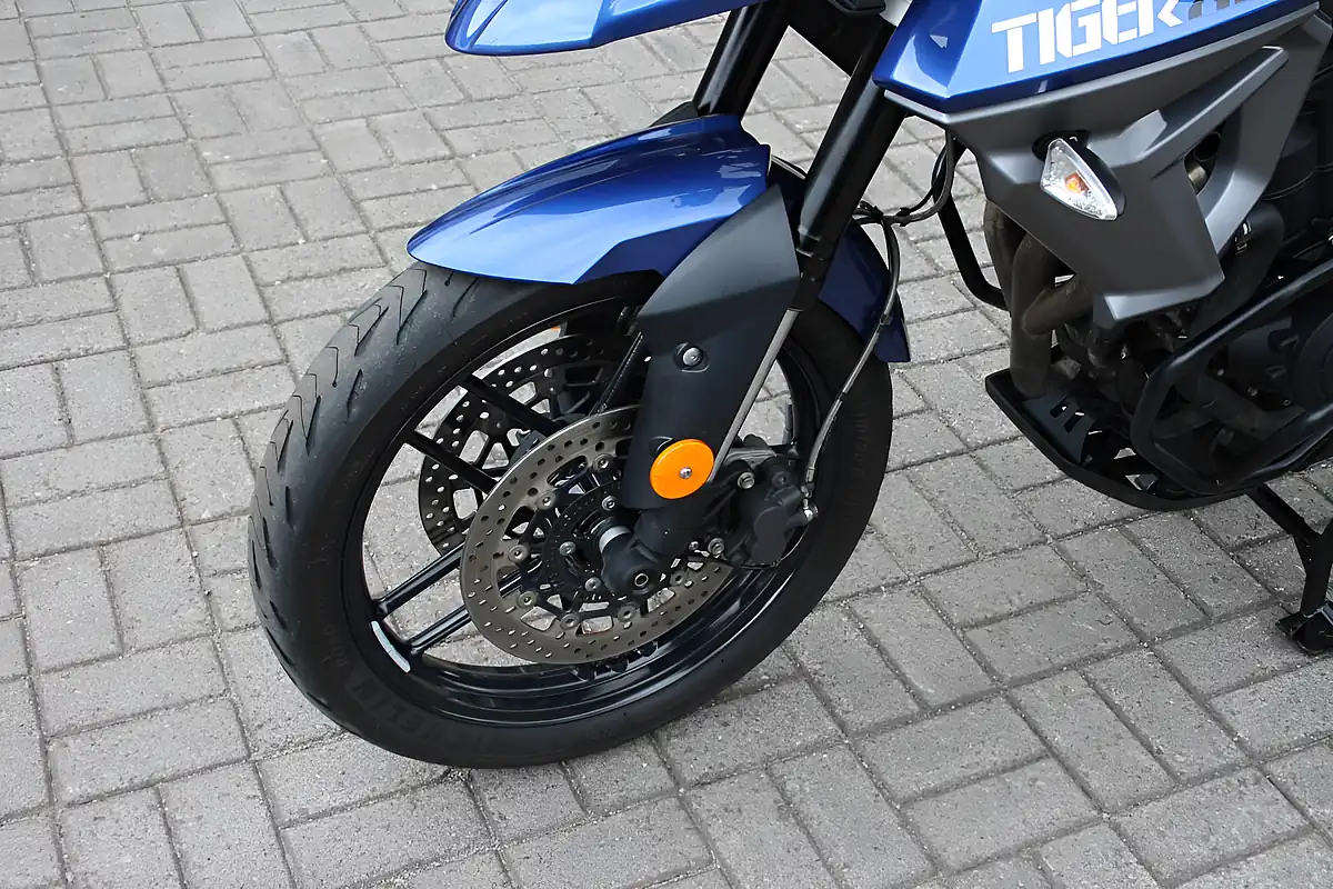 Used 2017 Triumph Tiger 800 Xrx Blue - Interior and Exterior details 18