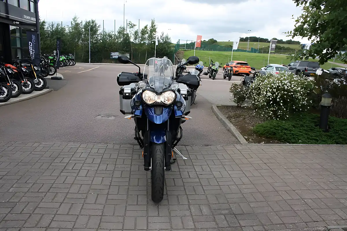 Used 2017 Triumph Tiger 800 Xrx Blue - Interior and Exterior details 6