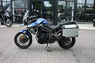 Used 2017 Triumph Tiger 800 Xrx Blue - Interior and Exterior details 9