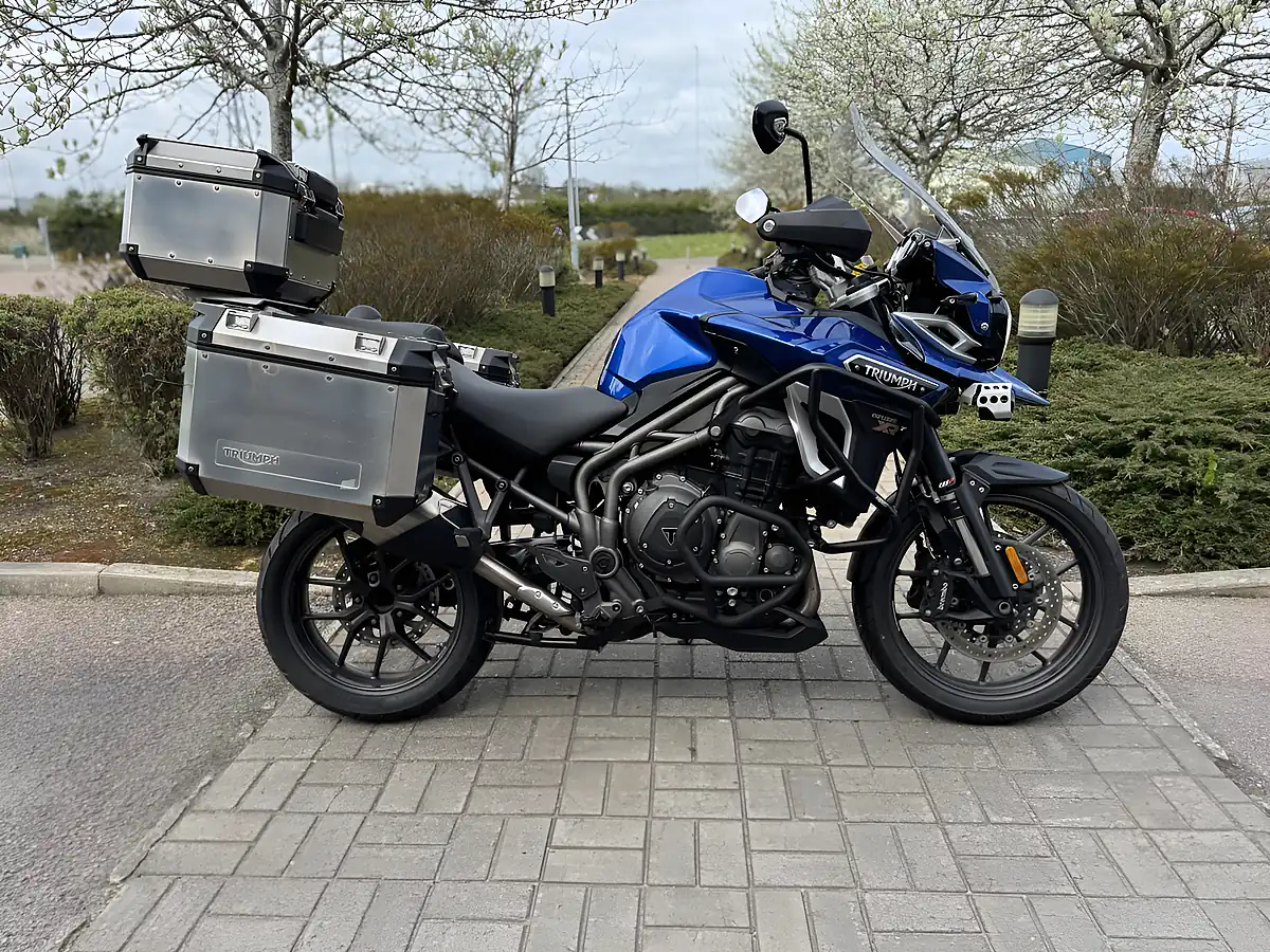 Used 2017 Triumph Tiger Explorer Xrt Blue - Front View