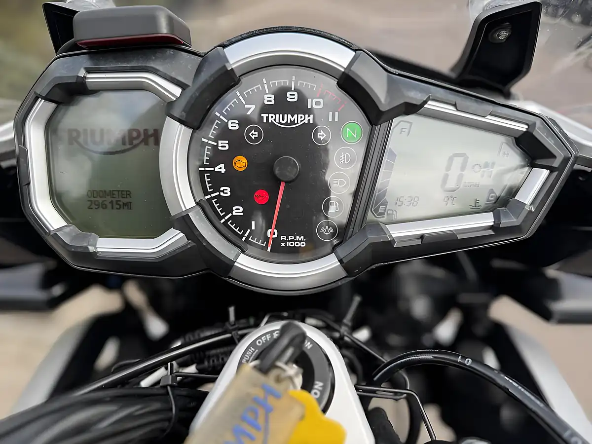 Used 2017 Triumph Tiger Explorer Xrt Blue - Interior and Exterior details 10