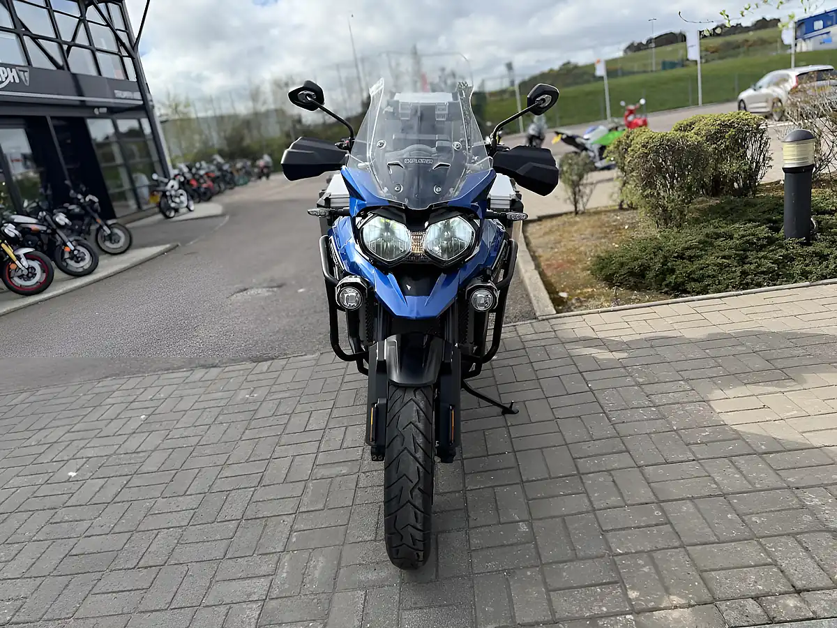 Used 2017 Triumph Tiger Explorer Xrt Blue - Interior and Exterior details 4