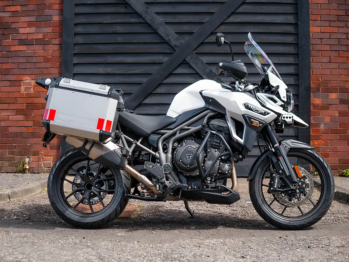 Used 2017 Triumph Tiger Explorer Xrx White - Interior and Exterior details 13