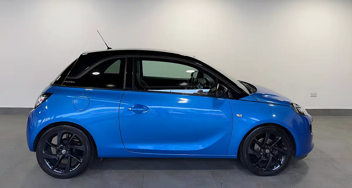Used 2017 Vauxhall Adam Energised Blue - Interior and Exterior details 2