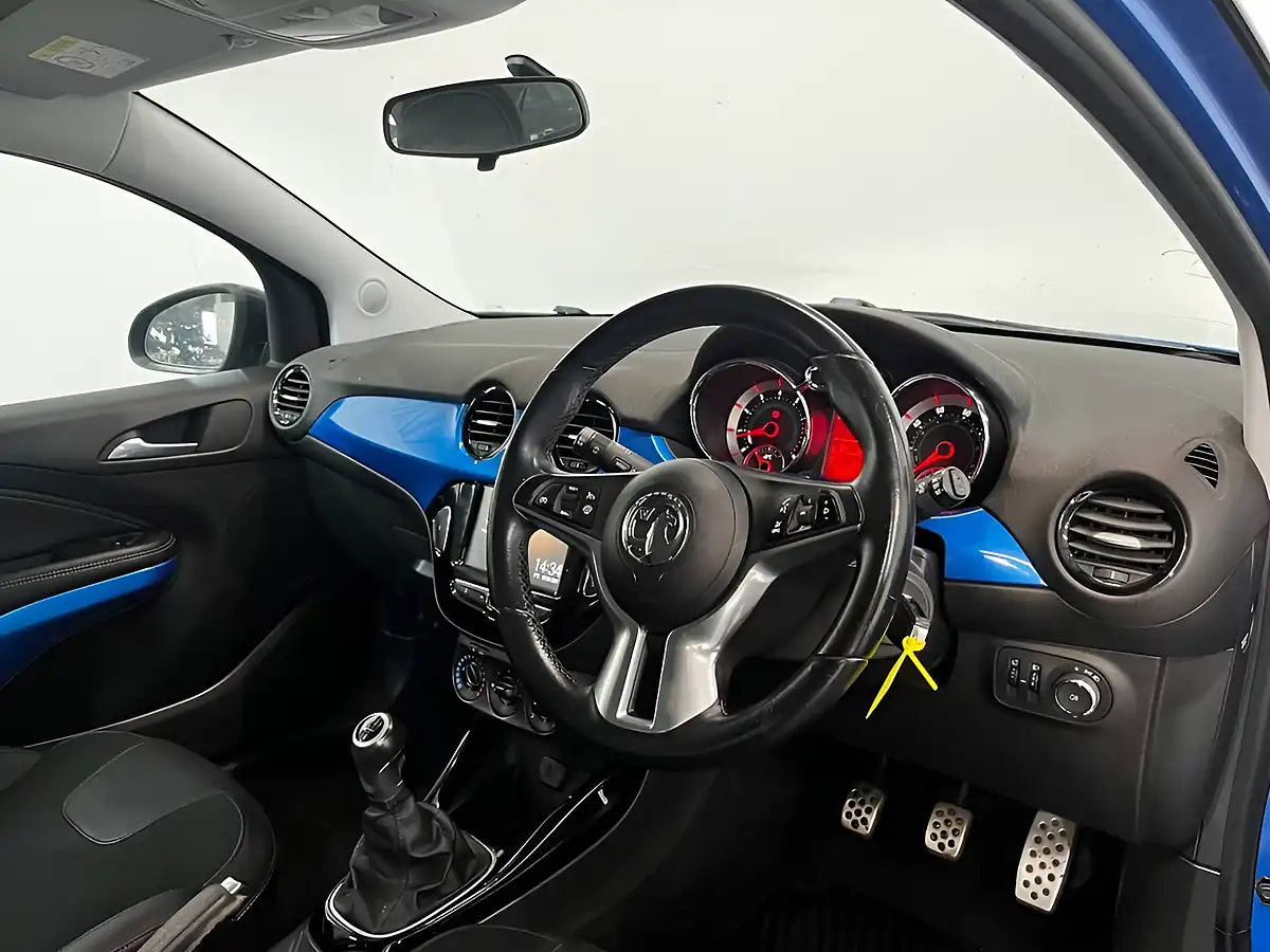 Used 2017 Vauxhall Adam Energised Blue - Interior and Exterior details 17