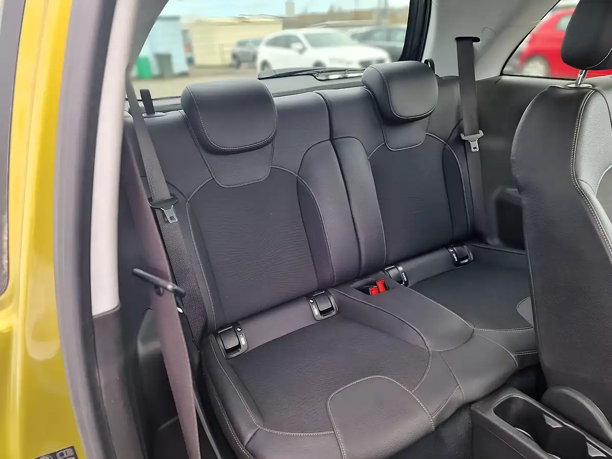 Used 2017 Vauxhall Adam Energised Gold - Interior and Exterior details 20