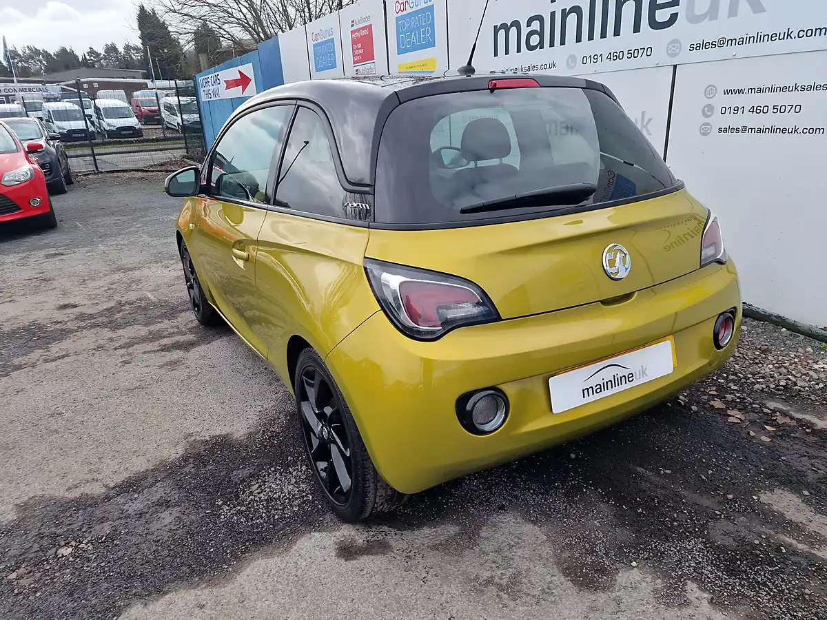 Used 2017 Vauxhall Adam Energised Gold - Interior and Exterior details 4