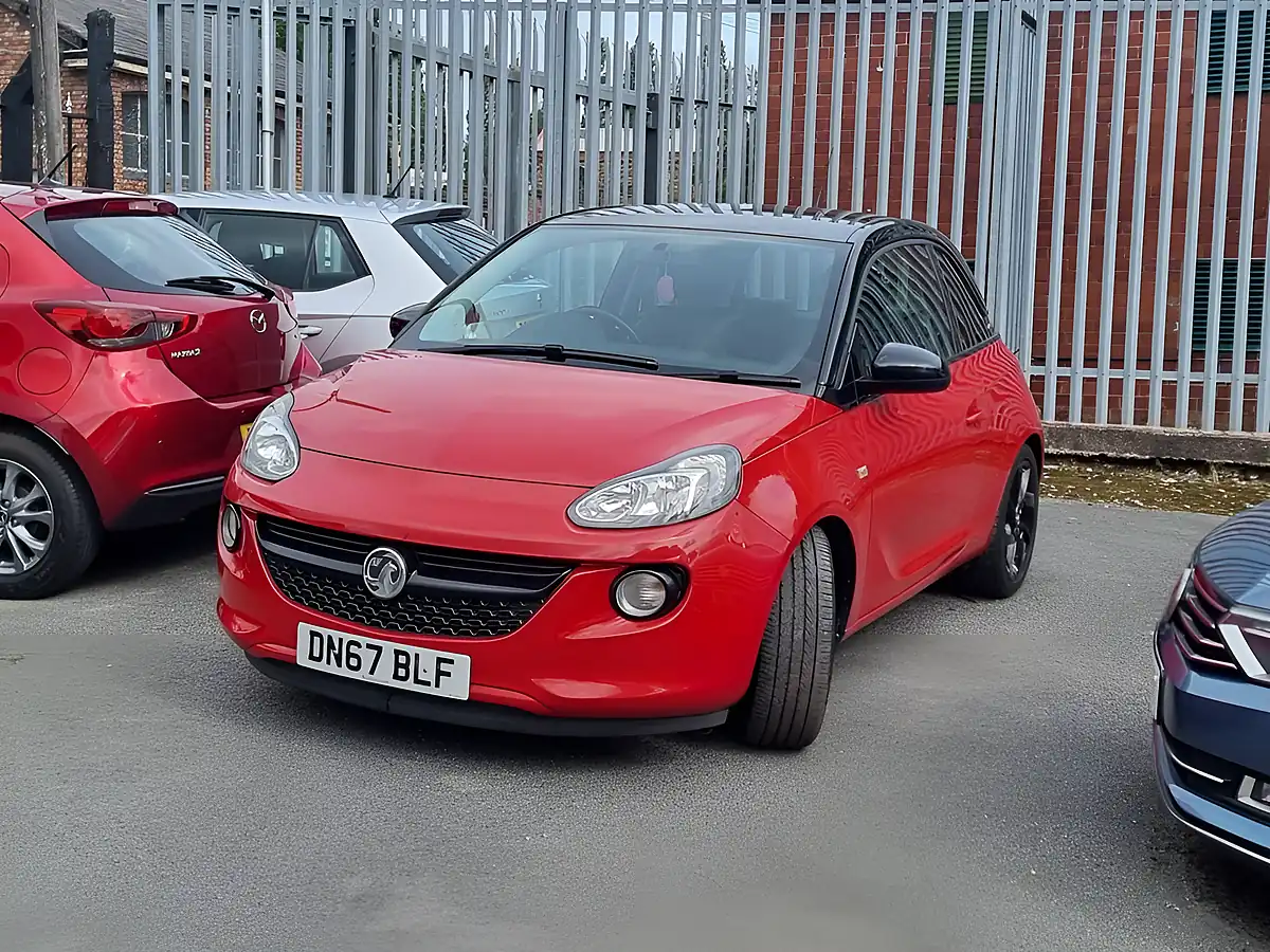 Used 2017 Vauxhall Adam Energised Red - Interior and Exterior details 2