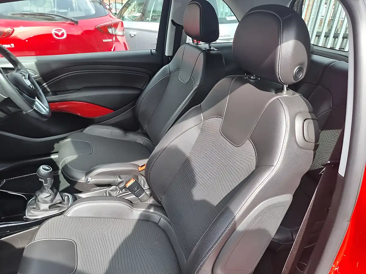Used 2017 Vauxhall Adam Energised Red - Interior and Exterior details 20