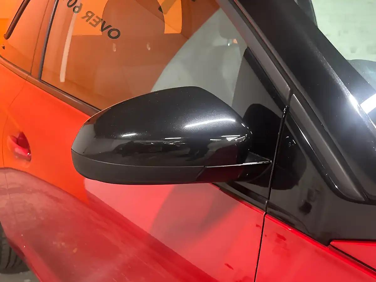 Used 2017 Vauxhall Adam Energised Red - Interior and Exterior details 17