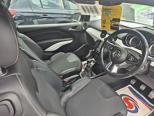 Used 2017 Vauxhall Adam Energised White - Interior and Exterior details 7