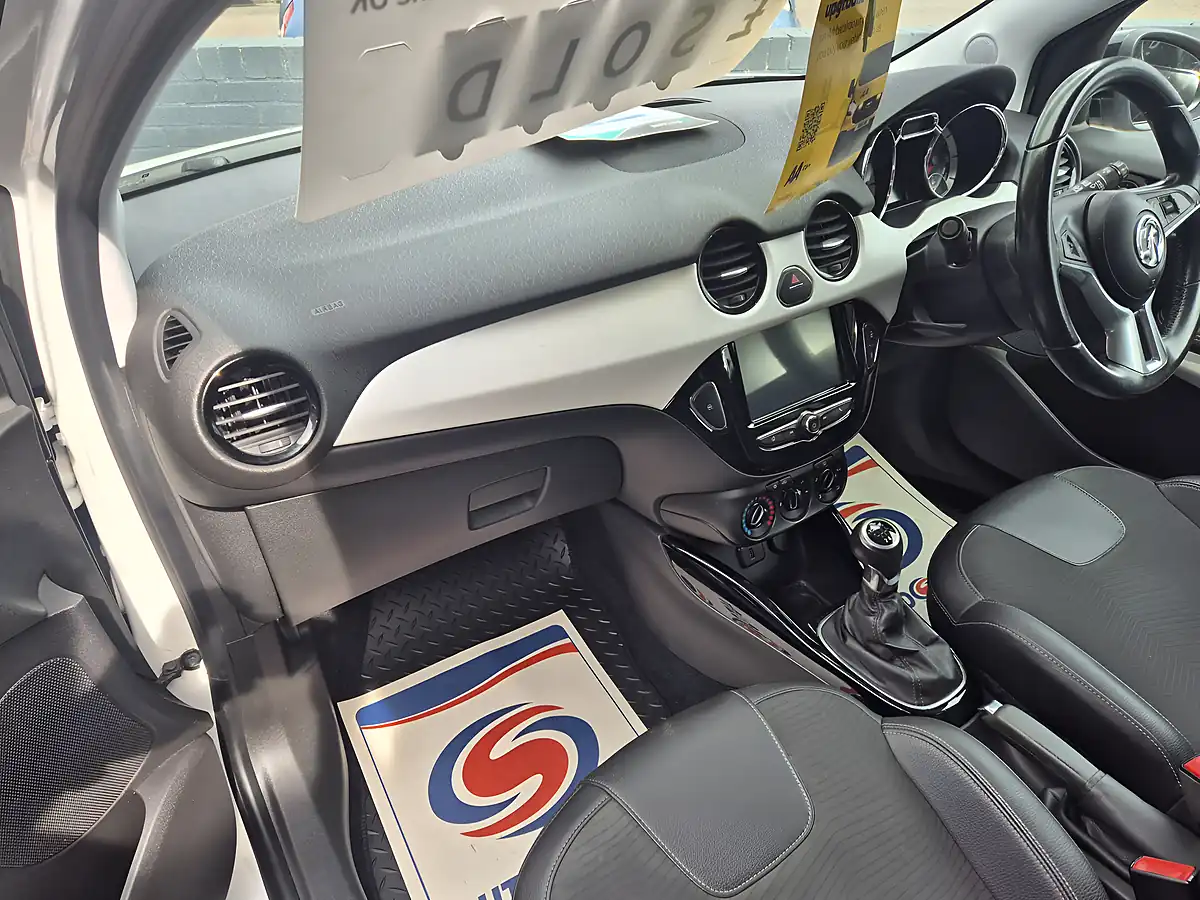 Used 2017 Vauxhall Adam Energised White - Interior and Exterior details 9