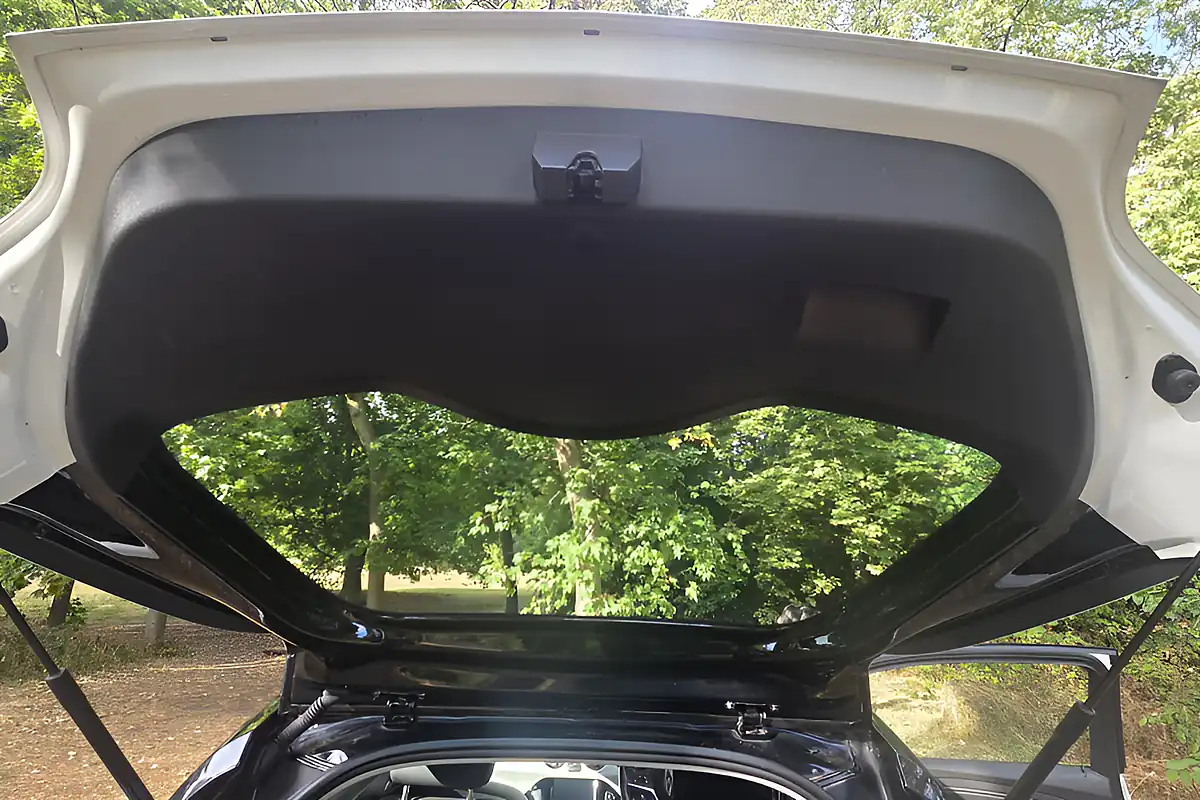Used 2017 Vauxhall Adam Energised White - Interior and Exterior details 12