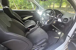 Used 2017 Vauxhall Adam Energised White - Interior and Exterior details 16