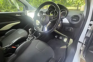 Used 2017 Vauxhall Adam Energised White - Interior and Exterior details 19