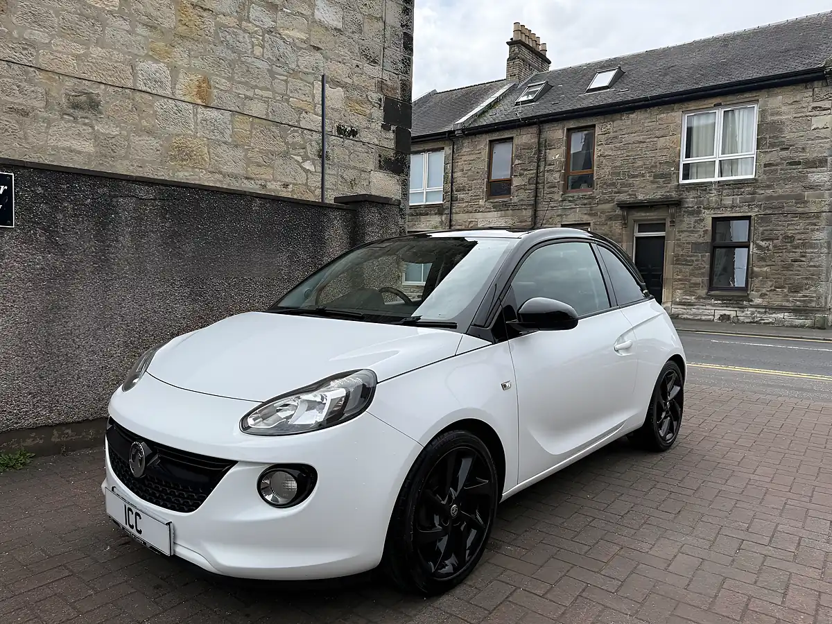 Used 2017 Vauxhall Adam Energised White - Interior and Exterior details 19