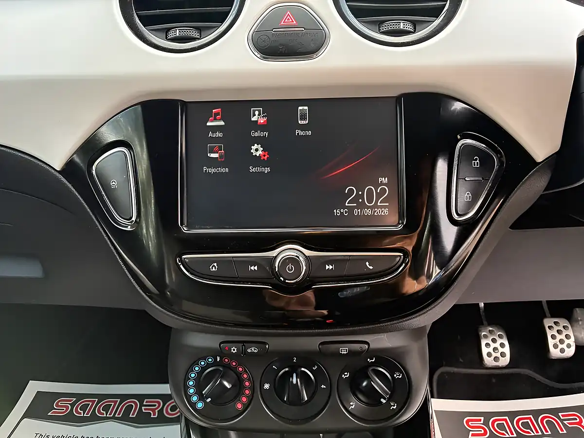 Used 2017 Vauxhall Adam Energised White - Interior and Exterior details 14