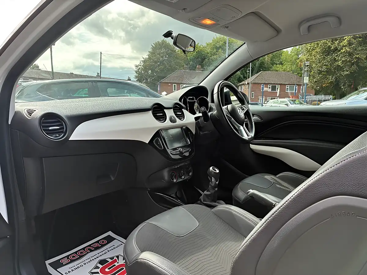 Used 2017 Vauxhall Adam Energised White - Interior and Exterior details 15