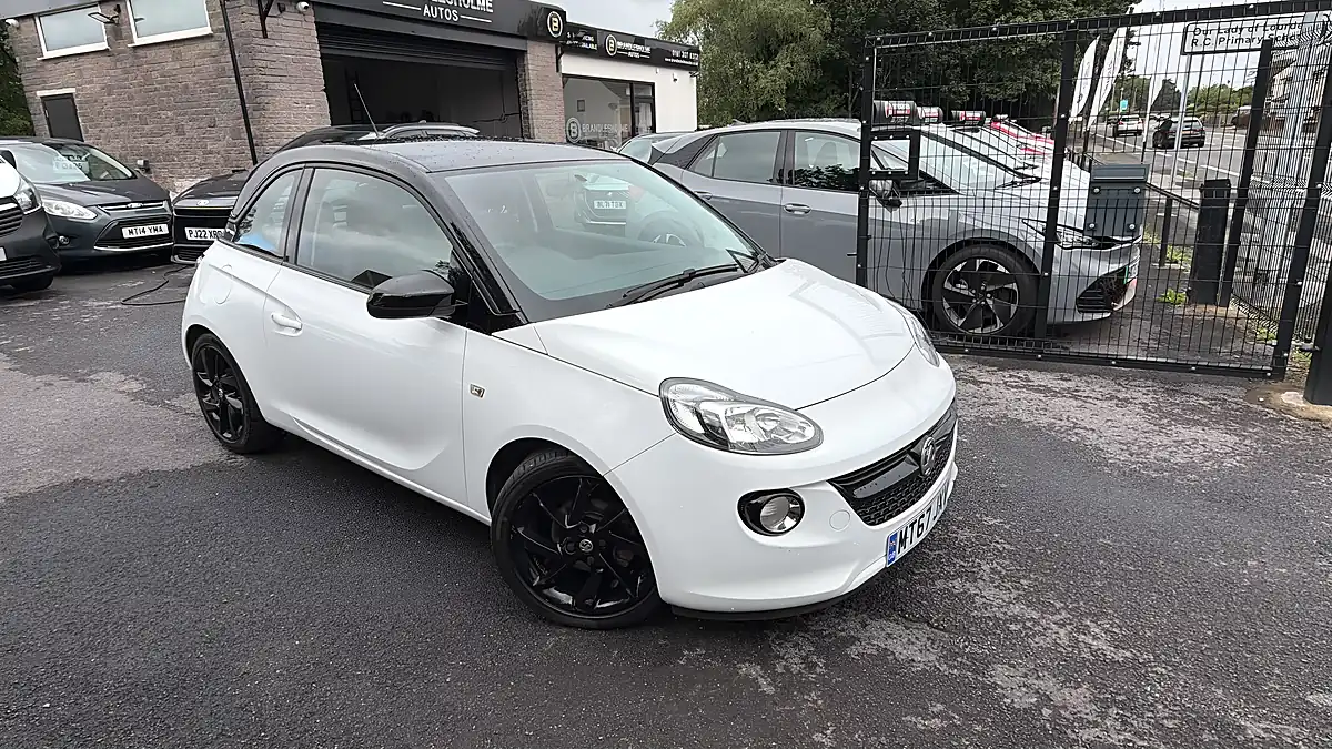 Used 2017 Vauxhall Adam Energised White - Front View