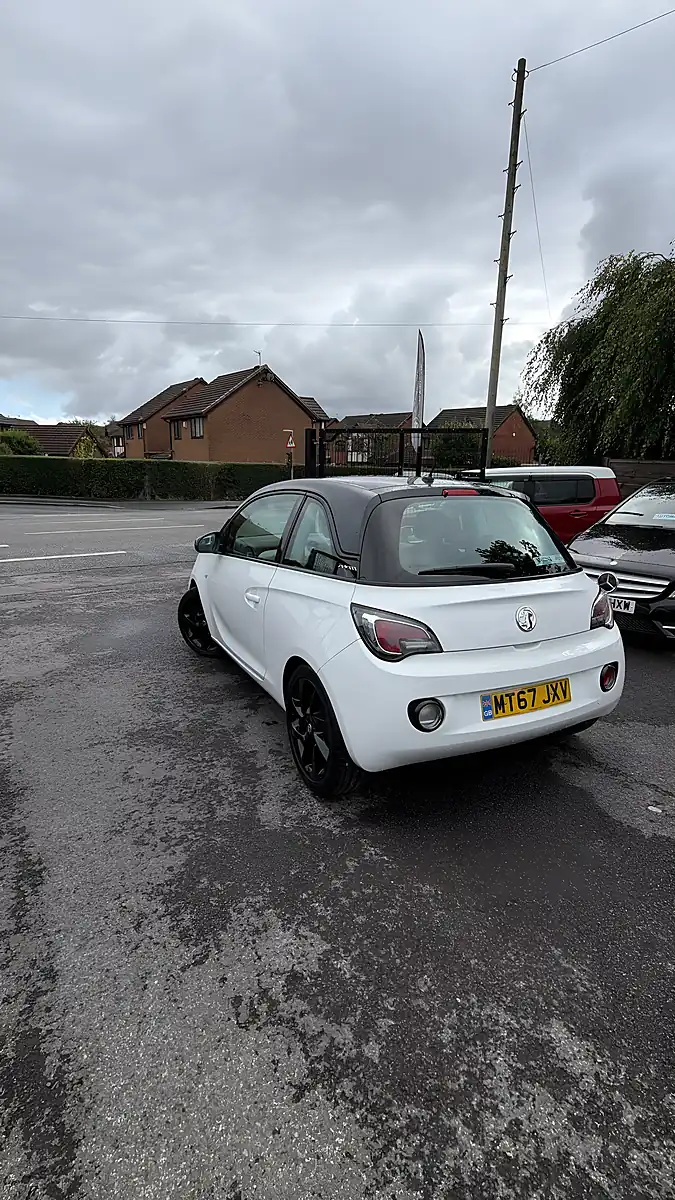Used 2017 Vauxhall Adam Energised White - Interior and Exterior details 5