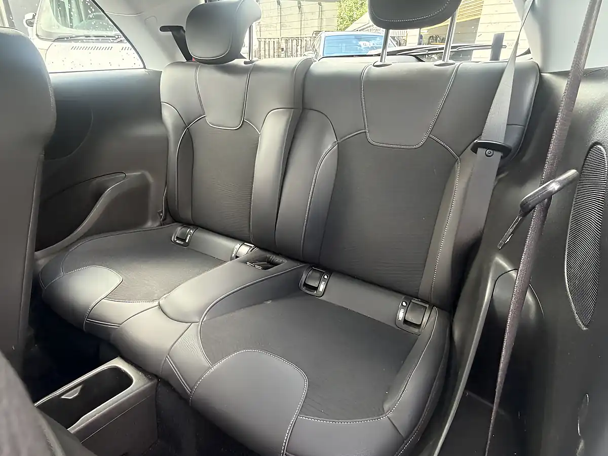 Used 2017 Vauxhall Adam Energised White - Interior and Exterior details 15