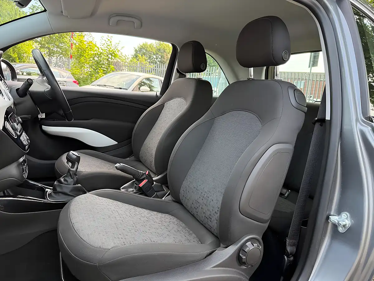 Used 2017 Vauxhall Adam Jam - Interior and Exterior details 11