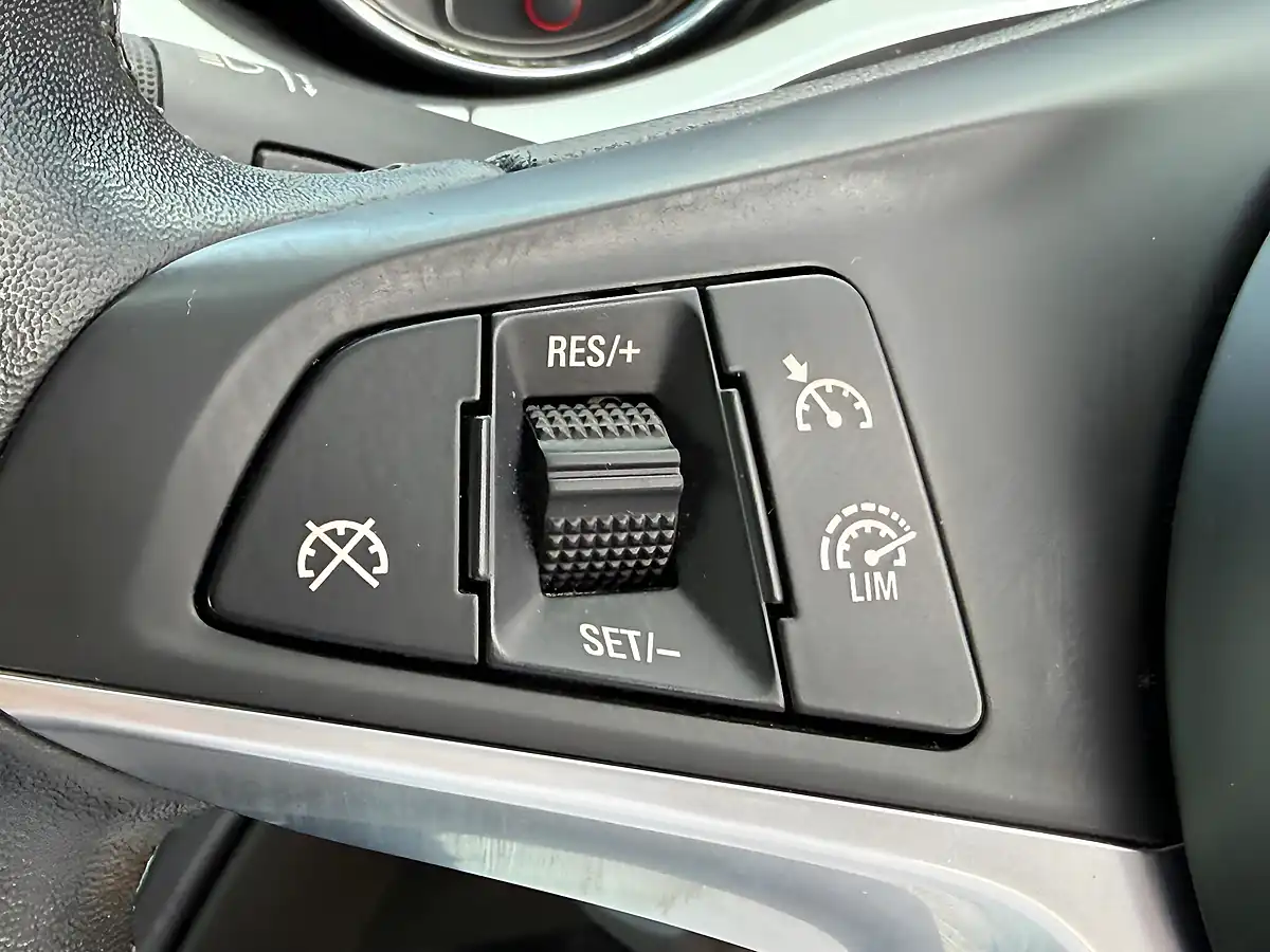 Used 2017 Vauxhall Adam Jam - Interior and Exterior details 13