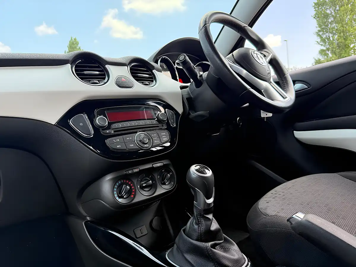 Used 2017 Vauxhall Adam Jam - Interior and Exterior details 9