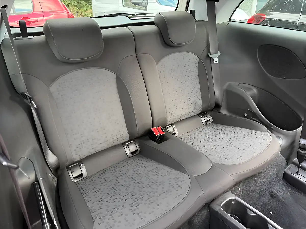 Used 2017 Vauxhall Adam Jam Red - Interior and Exterior details 13