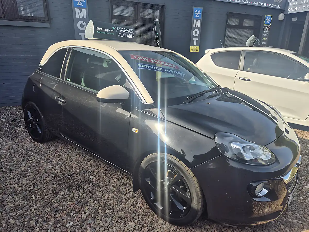 Used 2017 Vauxhall Adam Slam Black - Interior and Exterior details 8
