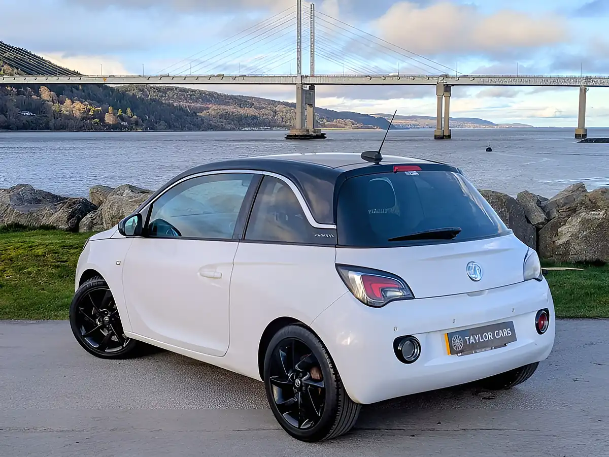 Used 2017 Vauxhall Adam Slam White - Interior and Exterior details 7