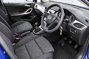 Used 2017 Vauxhall Astra Design Blue - Interior and Exterior details 18