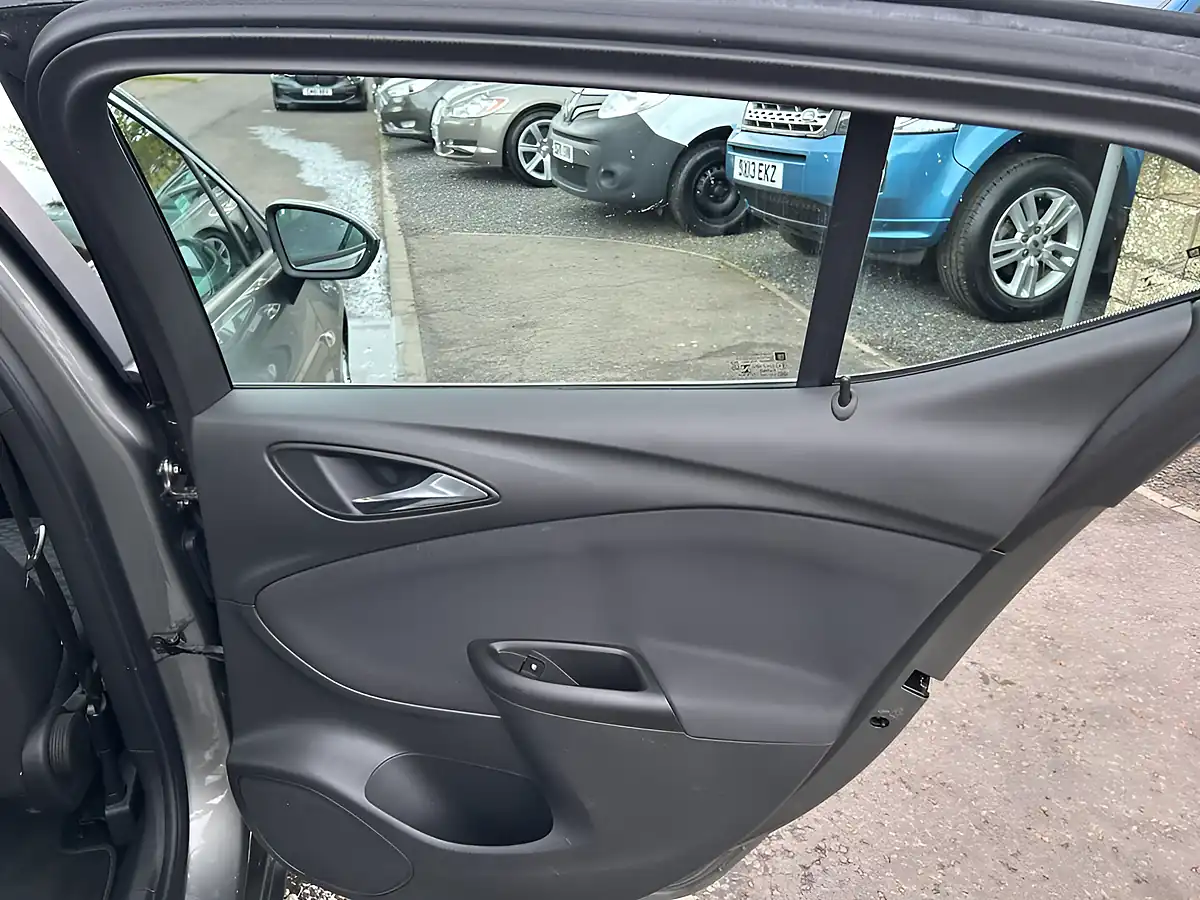 Used 2017 Vauxhall Astra Design Grey - Interior and Exterior details 13
