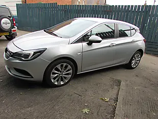 Used 2017 Vauxhall Astra Design Silver - Interior and Exterior details 10