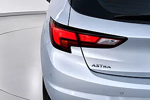 Used 2017 Vauxhall Astra Design Silver - Interior and Exterior details 12