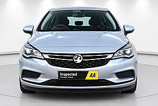 Used 2017 Vauxhall Astra Design Silver - Interior and Exterior details 2
