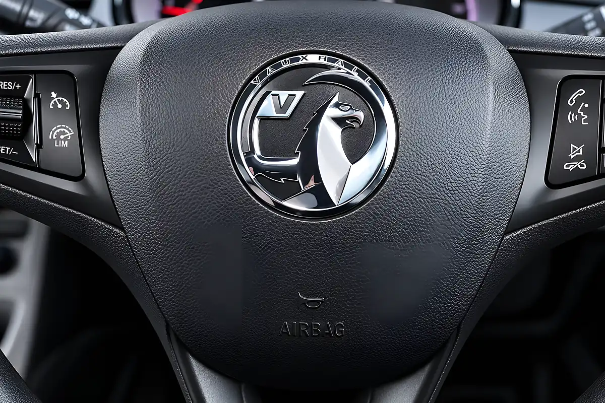 Used 2017 Vauxhall Astra Design Silver - Interior and Exterior details 20