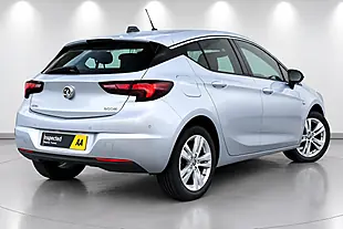 Used 2017 Vauxhall Astra Design Silver - Interior and Exterior details 7