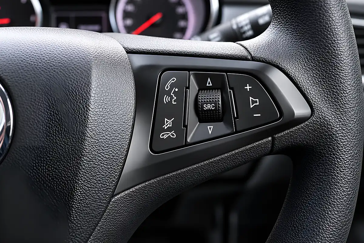 Used 2017 Vauxhall Astra Design Silver - Interior and Exterior details 19