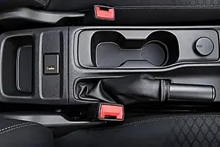 Used 2017 Vauxhall Astra Design Silver - Interior and Exterior details 20