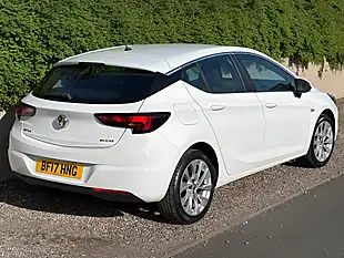 Used 2017 Vauxhall Astra Design White - Interior and Exterior details 10